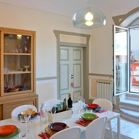 Terrazza Con Vista - In The Heart Of דירה *